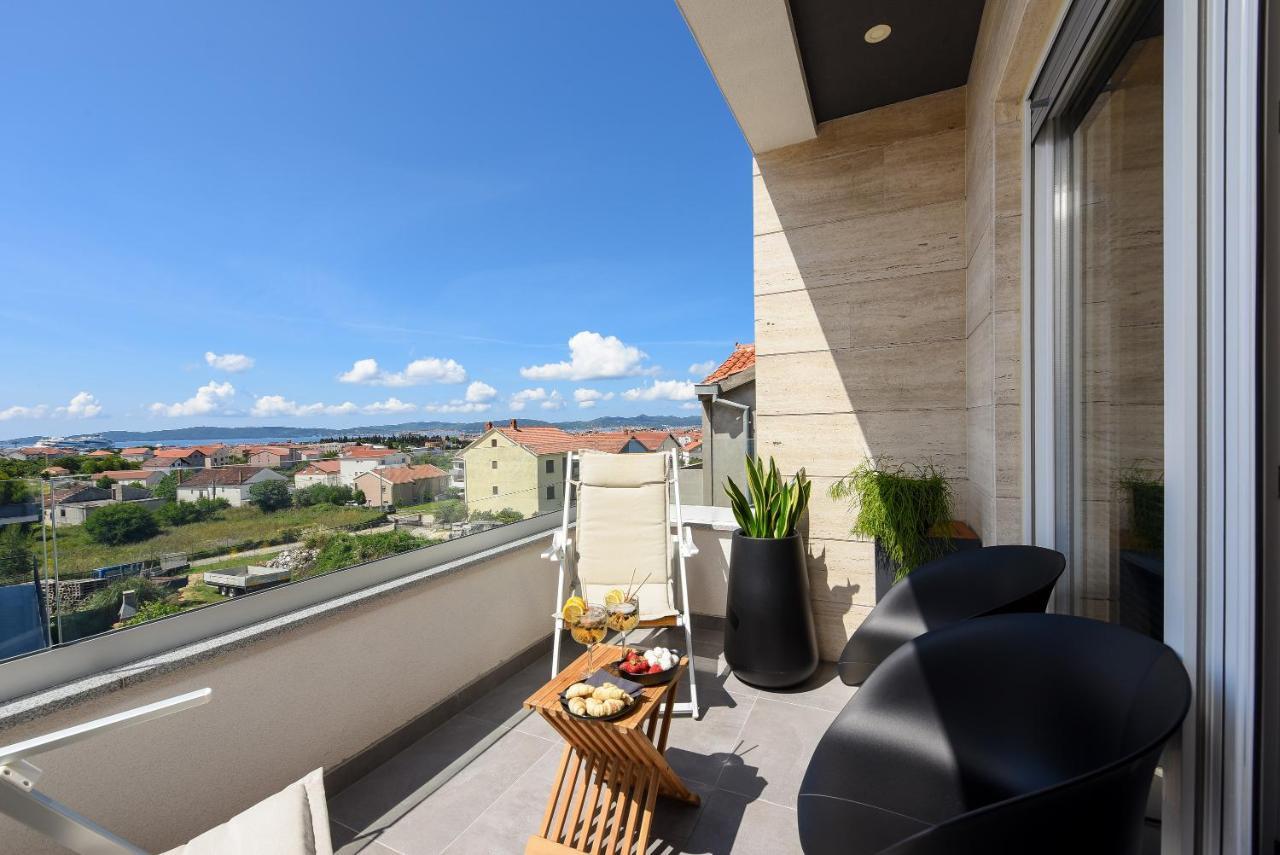 Luxury Apartment N 扎达尔 外观 照片