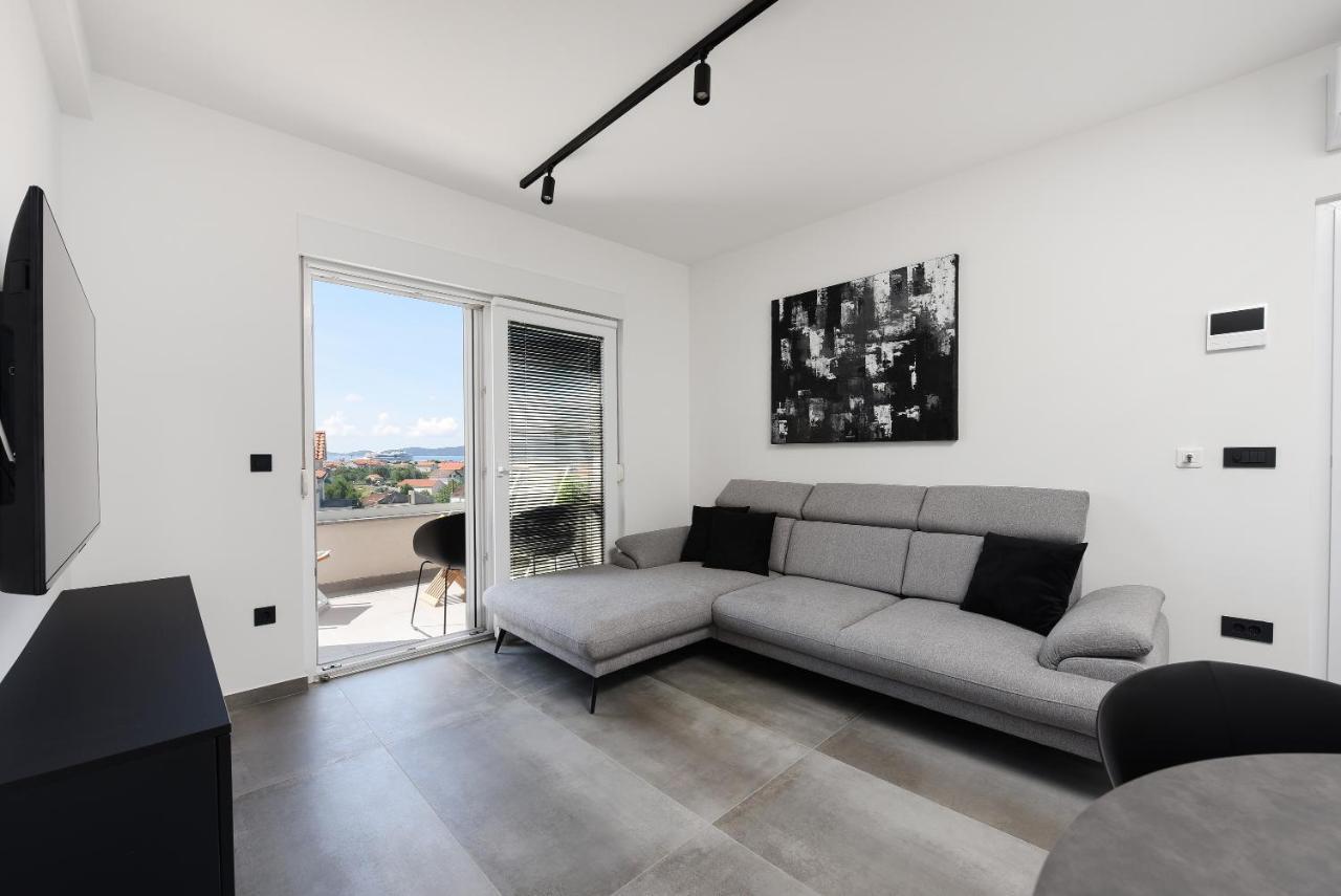 Luxury Apartment N 扎达尔 外观 照片